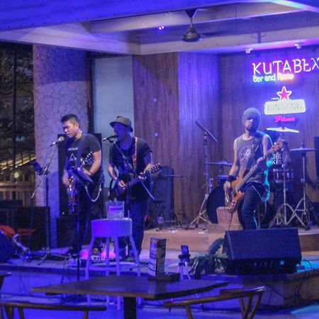 Kutabex Beachfront Hotel Kuta Lombok Eksteriør billede