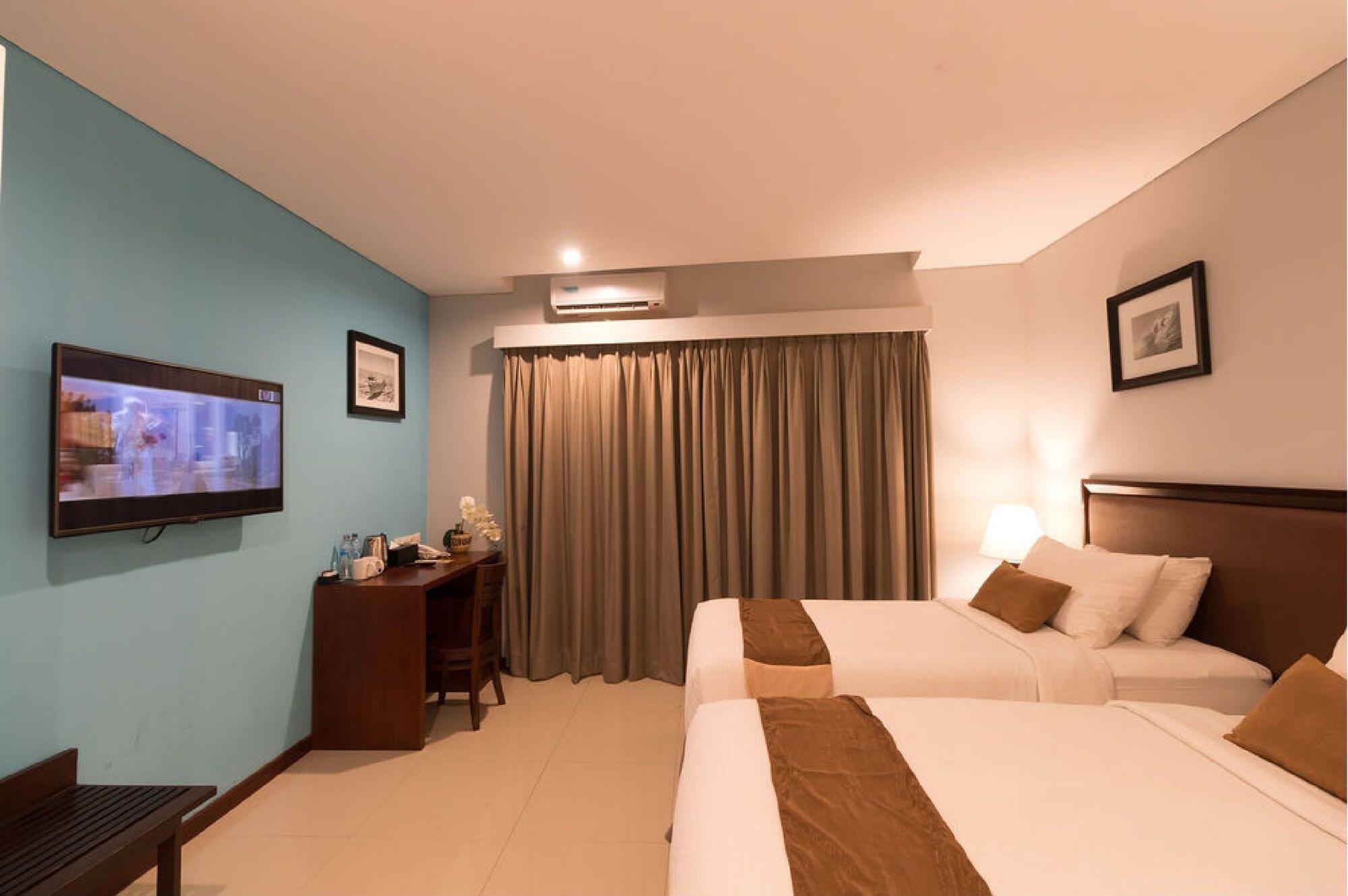 Kutabex Beachfront Hotel Kuta Lombok Eksteriør billede