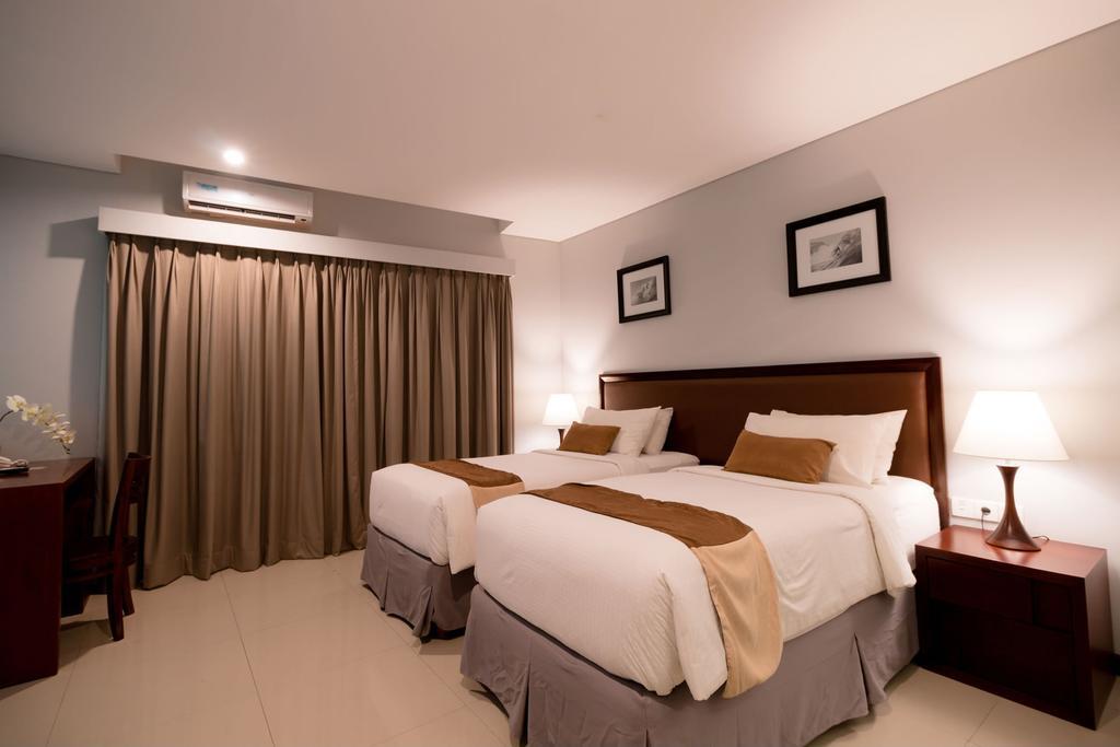 Kutabex Beachfront Hotel Kuta Lombok Værelse billede