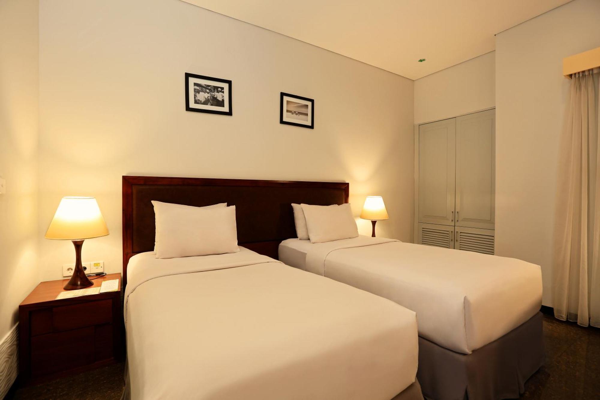 Kutabex Beachfront Hotel Kuta Lombok Eksteriør billede