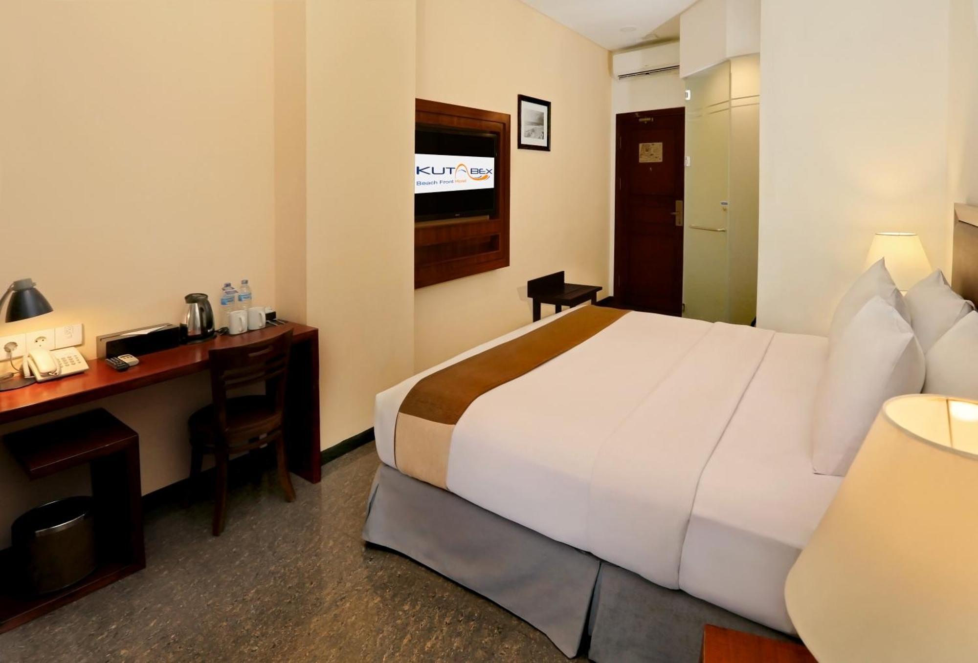 Kutabex Beachfront Hotel Kuta Lombok Eksteriør billede