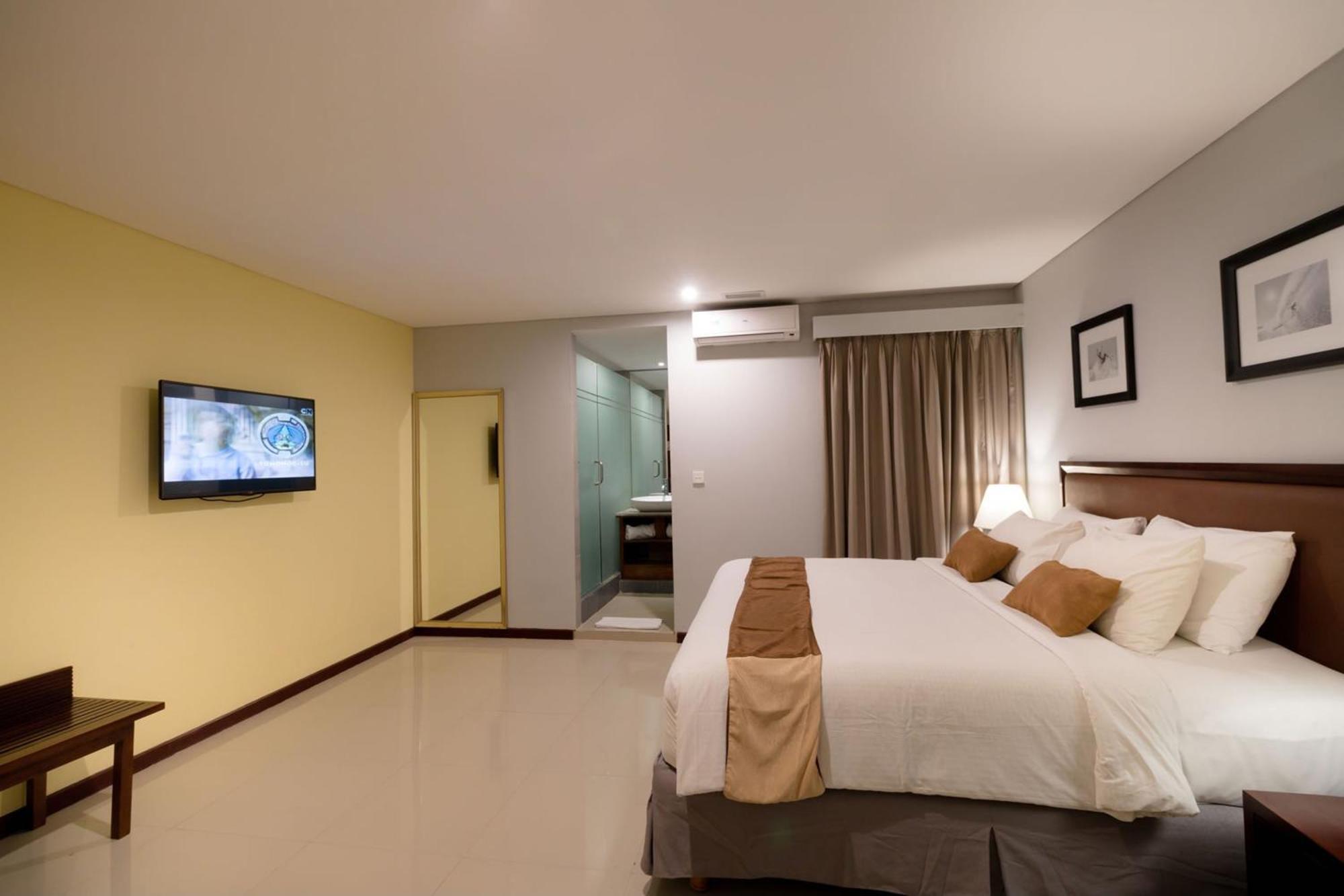 Kutabex Beachfront Hotel Kuta Lombok Værelse billede