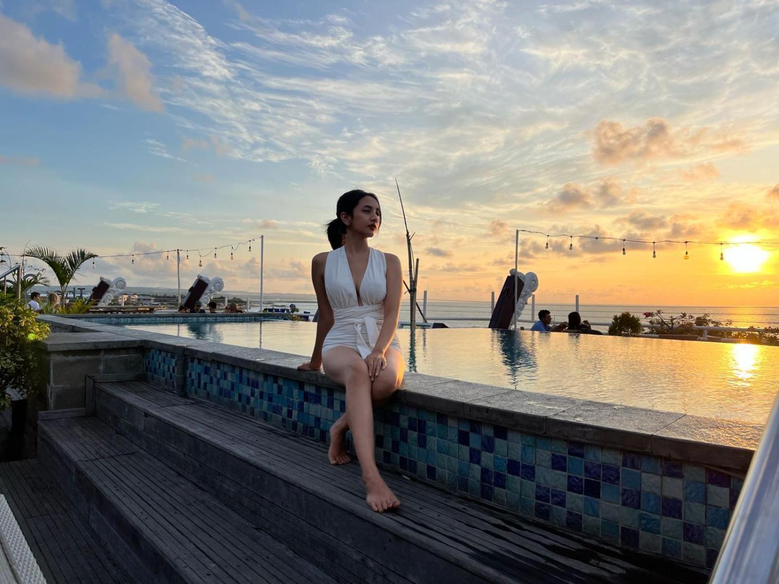Kutabex Beachfront Hotel Kuta Lombok Eksteriør billede