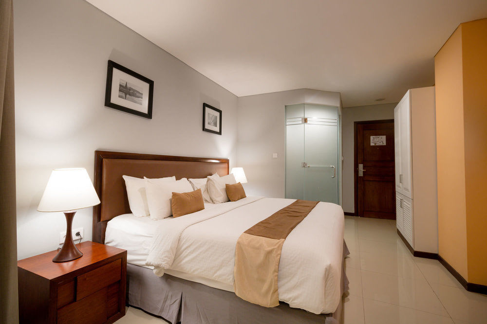Kutabex Beachfront Hotel Kuta Lombok Eksteriør billede