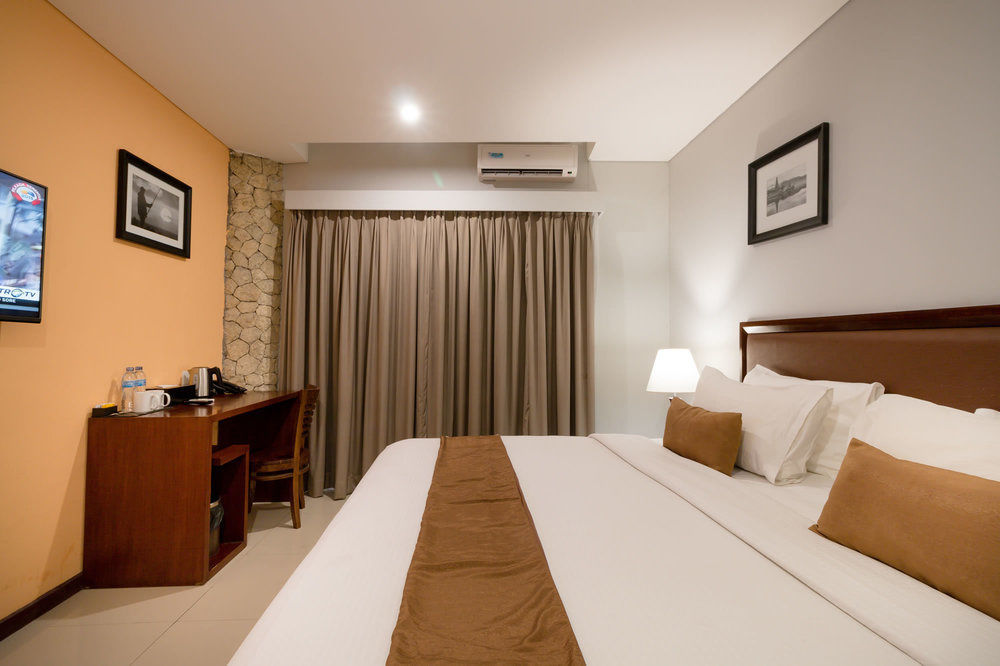 Kutabex Beachfront Hotel Kuta Lombok Eksteriør billede